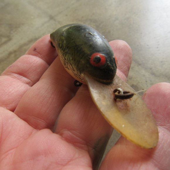 Vintage Funky Wood Fishing Lure - Picture 2 of 3
